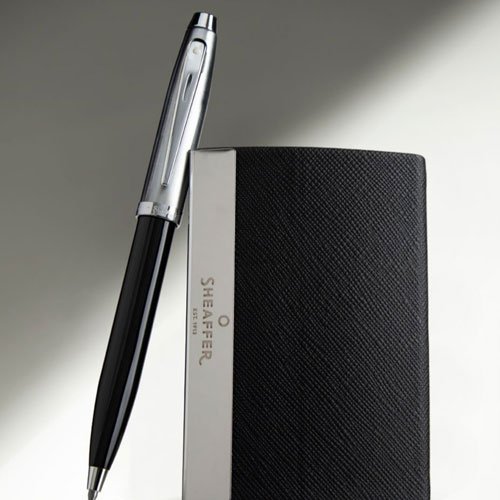Sheaffer pen and cardholder gift set
